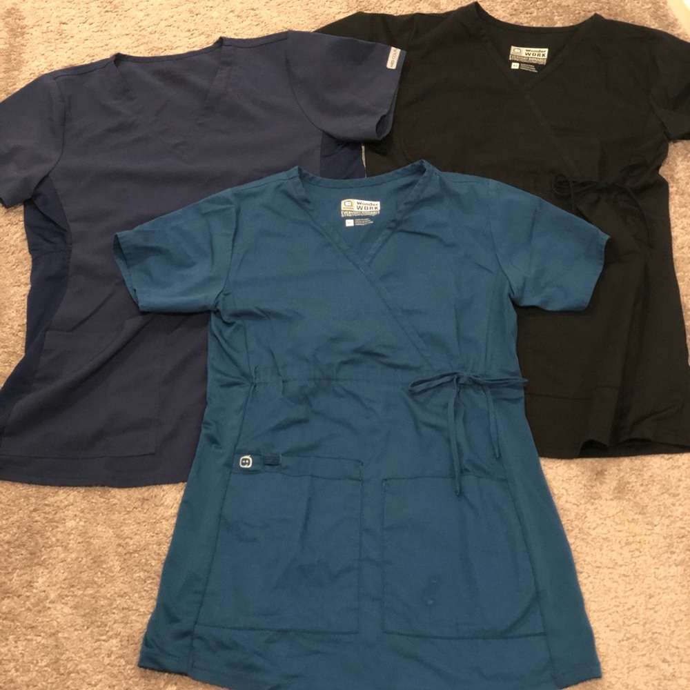Maternity scrub tops